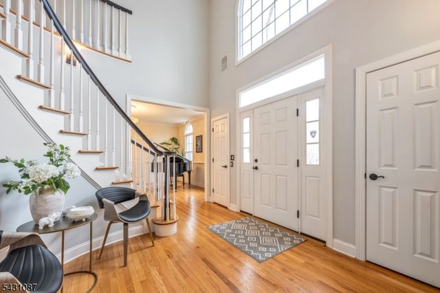 5 Sherwood Ct, Randolph Twp., NJ 07869