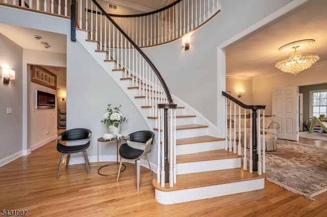 5 Sherwood Ct, Randolph Twp., NJ 07869