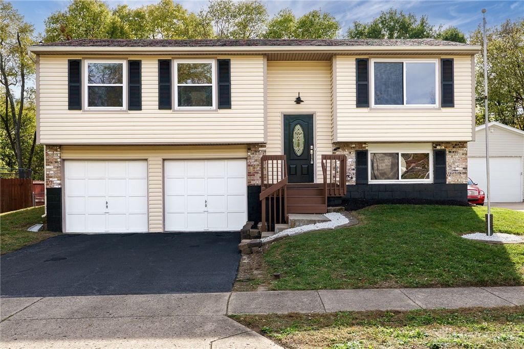 2253 Wienburg Drive, Dayton, OH 45439