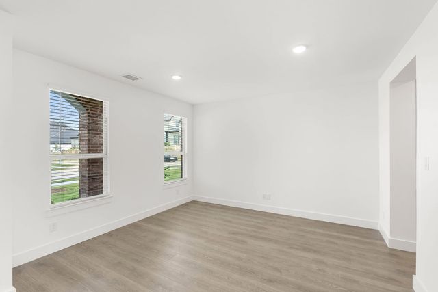 413 Tower Street, Desoto, TX 75115