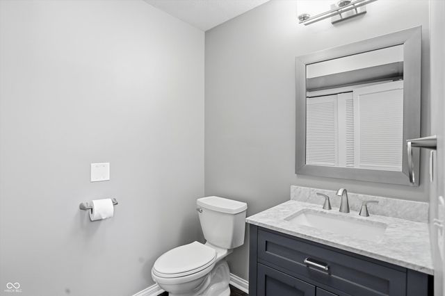 358 E Ohio Street, Indianapolis, IN 46204