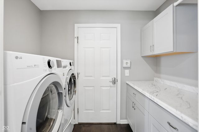 358 E Ohio Street, Indianapolis, IN 46204