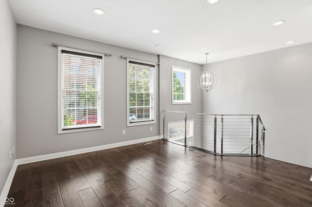 358 E Ohio Street, Indianapolis, IN 46204
