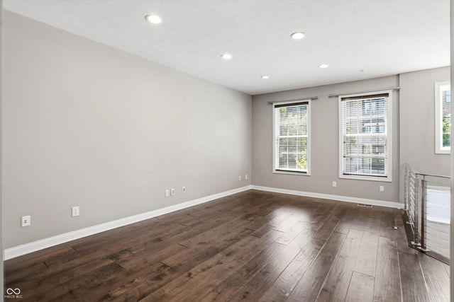 358 E Ohio Street, Indianapolis, IN 46204