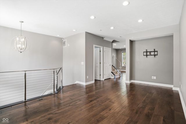 358 E Ohio Street, Indianapolis, IN 46204