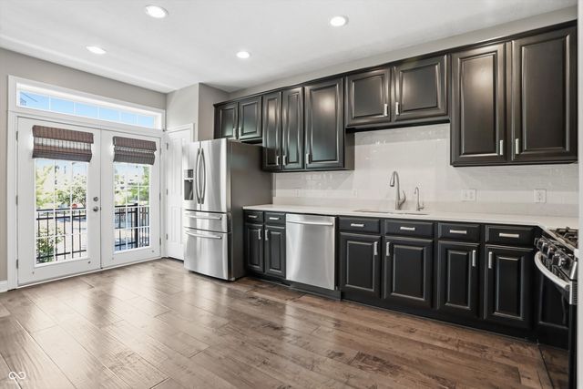 358 E Ohio Street, Indianapolis, IN 46204