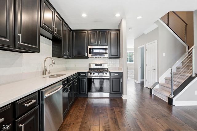 358 E Ohio Street, Indianapolis, IN 46204