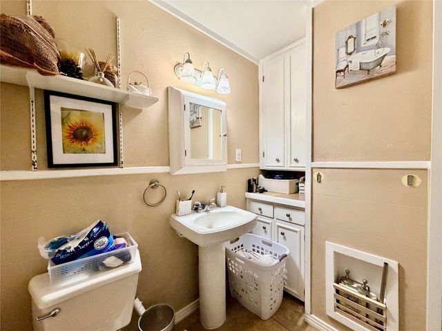 701 W Mulberry Street, Denton, TX 76201
