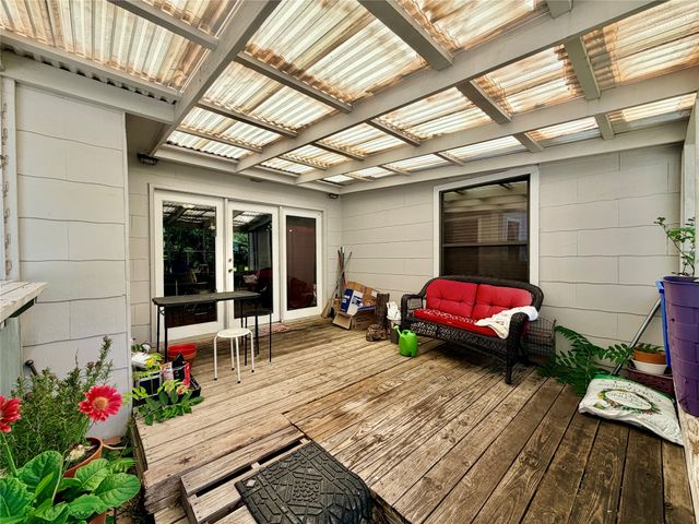701 W Mulberry Street, Denton, TX 76201