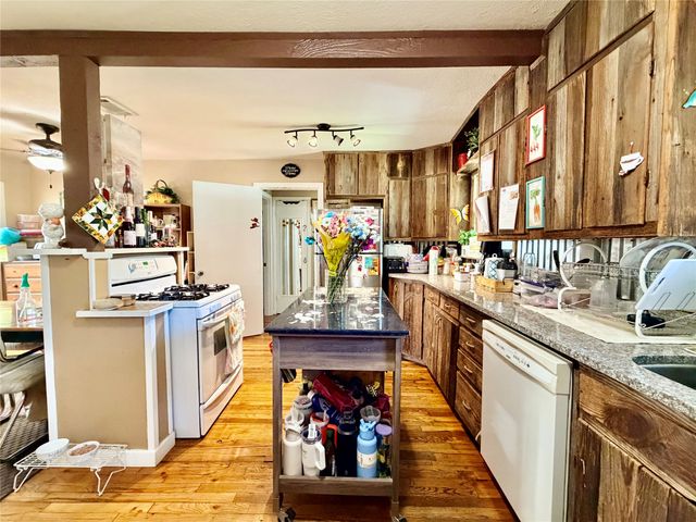 701 W Mulberry Street, Denton, TX 76201