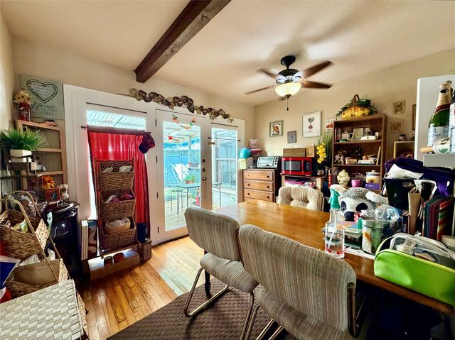 701 W Mulberry Street, Denton, TX 76201