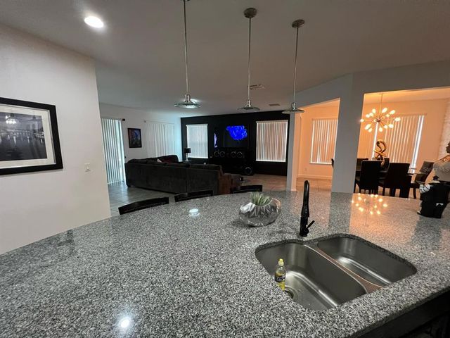 12231 STONE BARK TRAIL, Orlando, FL 32824