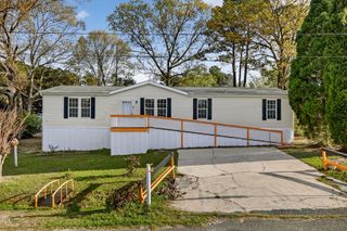 106 Minnie Court, Moncks Corner, SC 29461