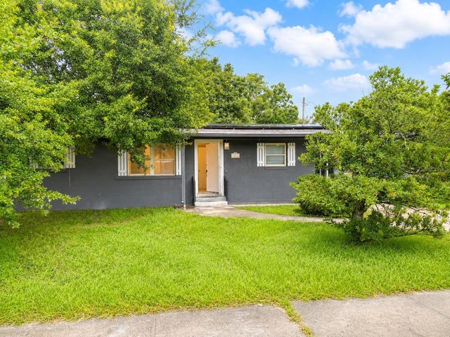 1243 AMAROS AVENUE, Orlando, FL 32811