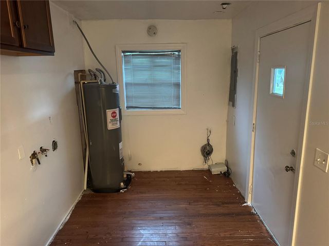1243 AMAROS AVENUE, Orlando, FL 32811