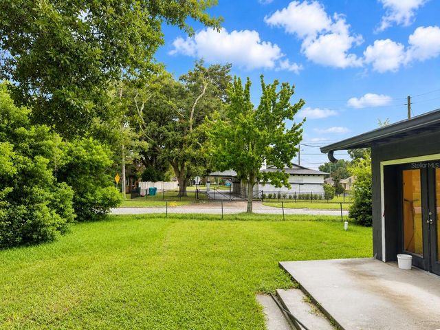 1243 AMAROS AVENUE, Orlando, FL 32811