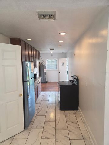 1243 AMAROS AVENUE, Orlando, FL 32811