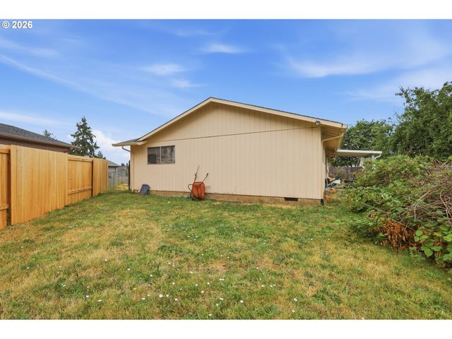 920 ECHO HOLLOW Rd, Eugene, OR 97402