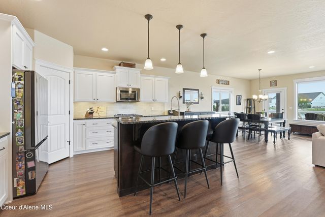 15465 N Pristine CIR, Rathdrum, ID 83858