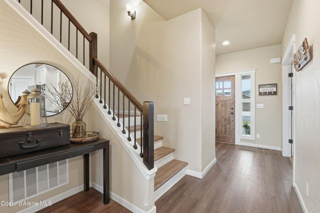 15465 N Pristine CIR, Rathdrum, ID 83858