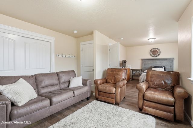 15465 N Pristine CIR, Rathdrum, ID 83858