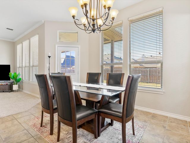 4925 Breezewind Lane, Fort Worth, TX 76123