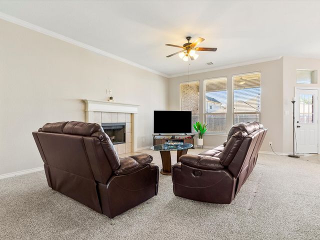 4925 Breezewind Lane, Fort Worth, TX 76123