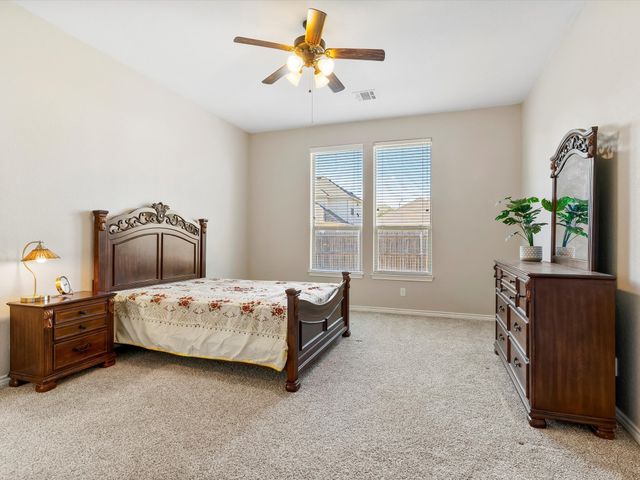 4925 Breezewind Lane, Fort Worth, TX 76123