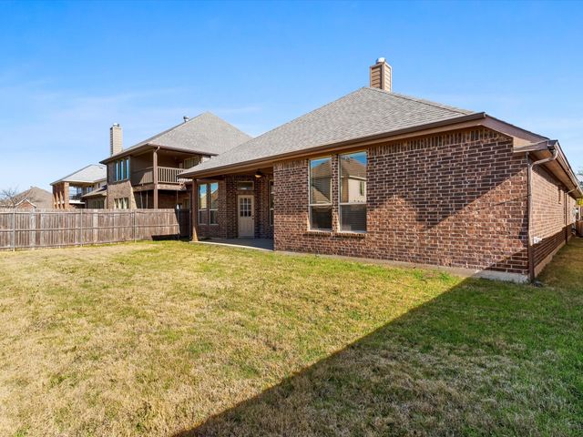 4925 Breezewind Lane, Fort Worth, TX 76123