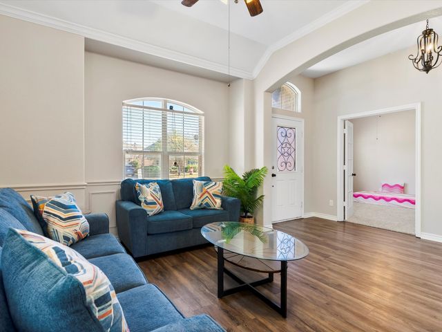 4925 Breezewind Lane, Fort Worth, TX 76123