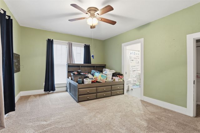 1092 W Frey Street, Stephenville, TX 76401