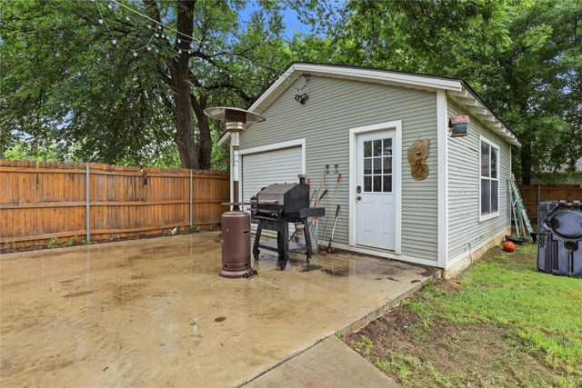 1092 W Frey Street, Stephenville, TX 76401