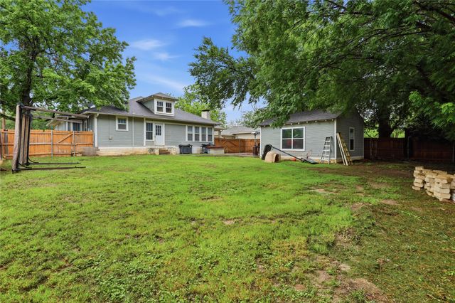 1092 W Frey Street, Stephenville, TX 76401