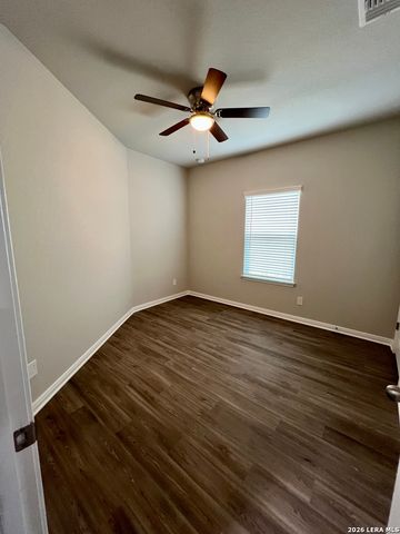 351 EMMA DR, New Braunfels, TX 78130
