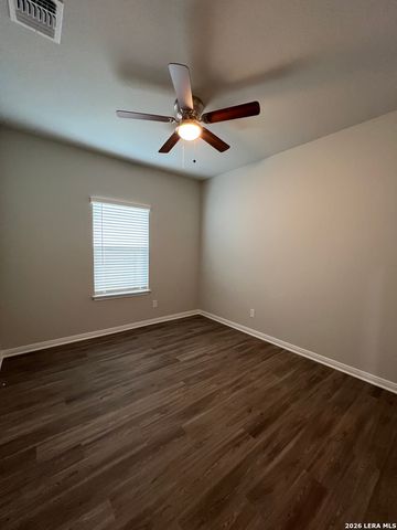 351 EMMA DR, New Braunfels, TX 78130