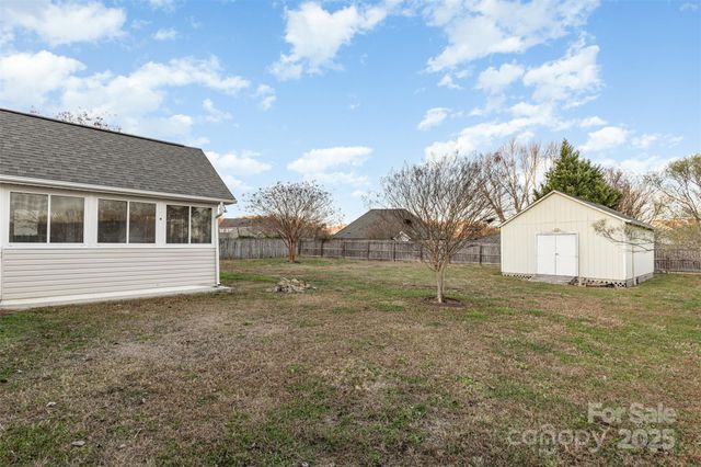 1514 Williamsburg Lane, Monroe, NC 28110