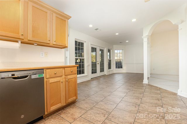 1514 Williamsburg Lane, Monroe, NC 28110