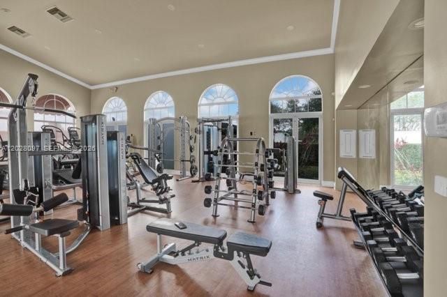975 NE 34th Ave 103, Homestead, FL 33033