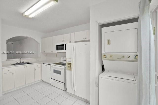 975 NE 34th Ave 103, Homestead, FL 33033