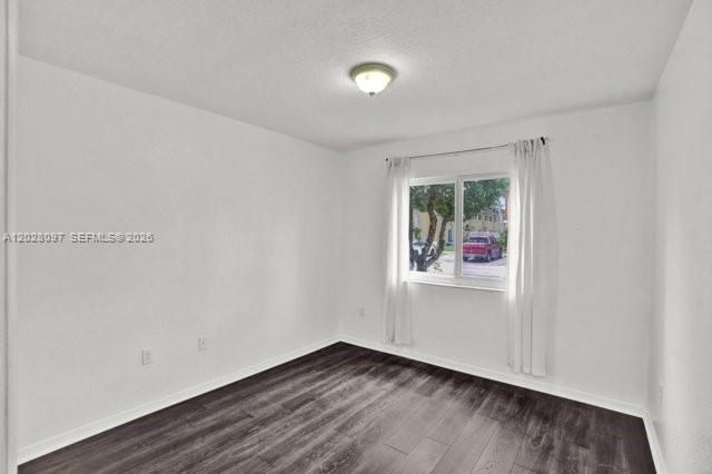 975 NE 34th Ave 103, Homestead, FL 33033