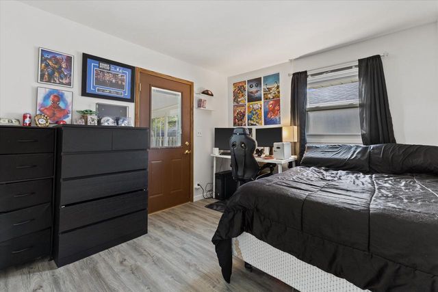 8106 48th AVENUE, Kenosha, WI 53142