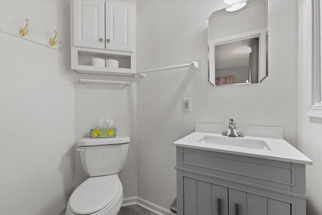 8106 48th AVENUE, Kenosha, WI 53142