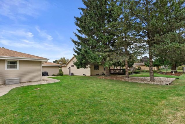 8106 48th AVENUE, Kenosha, WI 53142