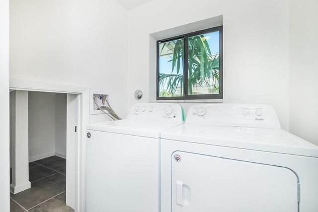1036 NE 33rd Street 1036, Oakland Park, FL 33334