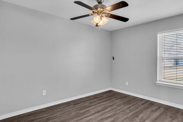 108 Turning Row Drive, Crandall, TX 75114