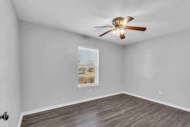 108 Turning Row Drive, Crandall, TX 75114