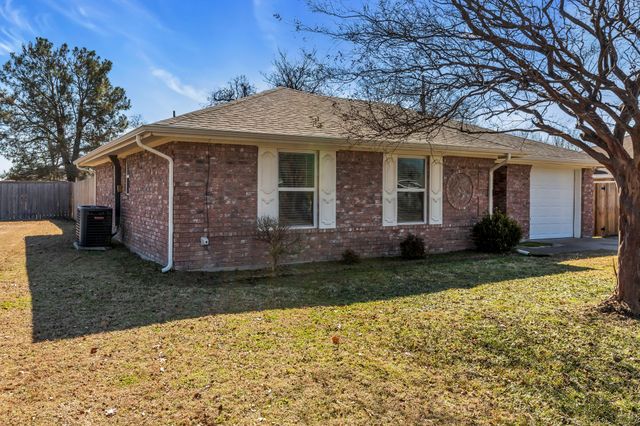 108 Turning Row Drive, Crandall, TX 75114