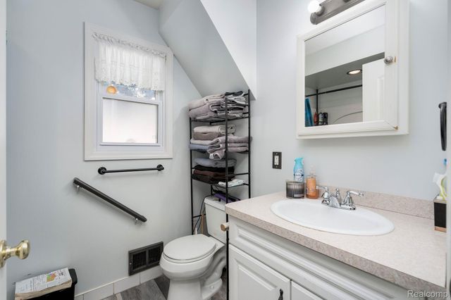 18435 Glenmore, Redford Charter Township, MI 48240