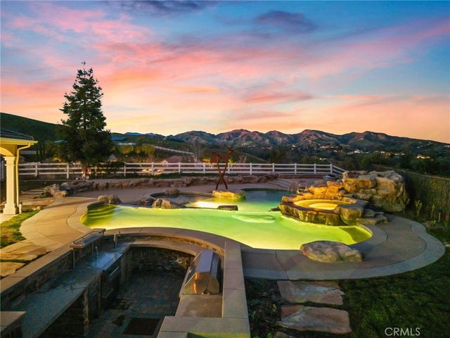 30012 Valley Glen Street, Castaic, CA 91384