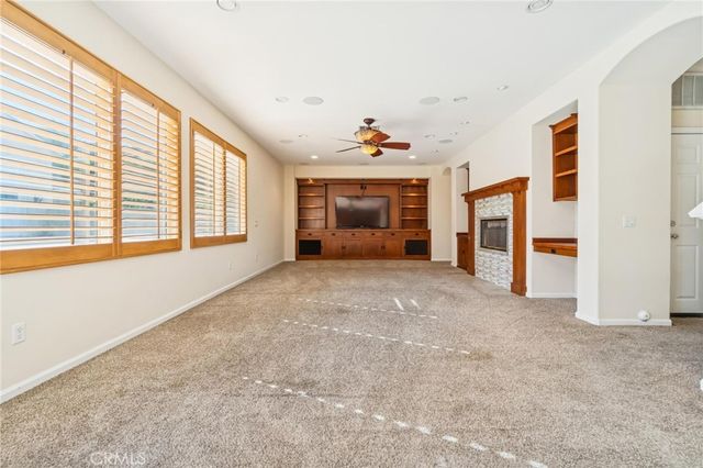 30012 Valley Glen Street, Castaic, CA 91384